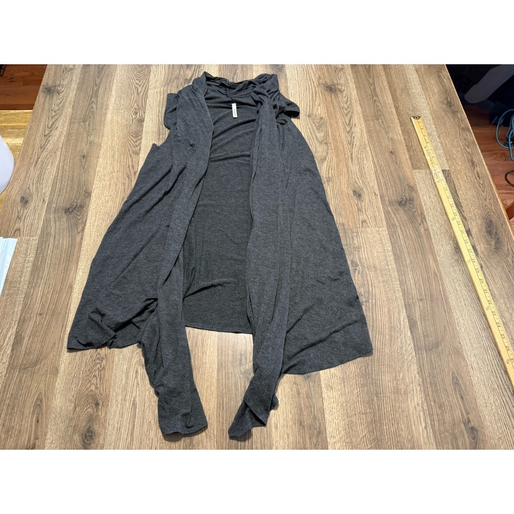 Skinny Tees Sweater Women's Size XL? Gray Sleeveless Open Cardigan